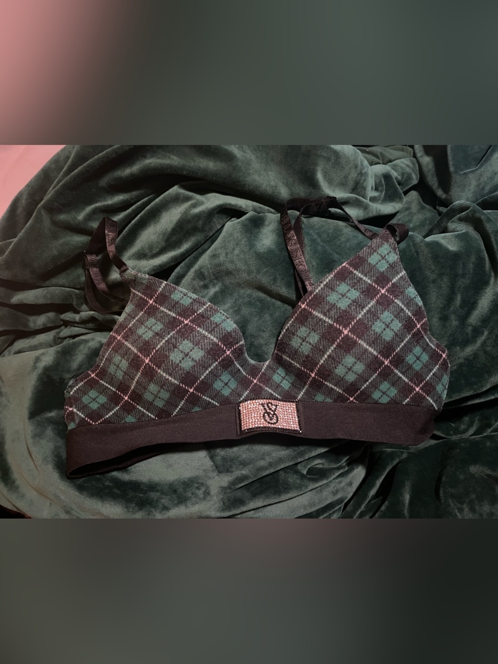 Victoria's Secret Green Plaid Wireless Bralette - Picture 1 of 3